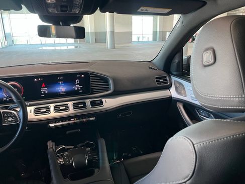 Used 2022 Mercedes-Benz GLE 350 4MATIC w/ Premium Package image 41