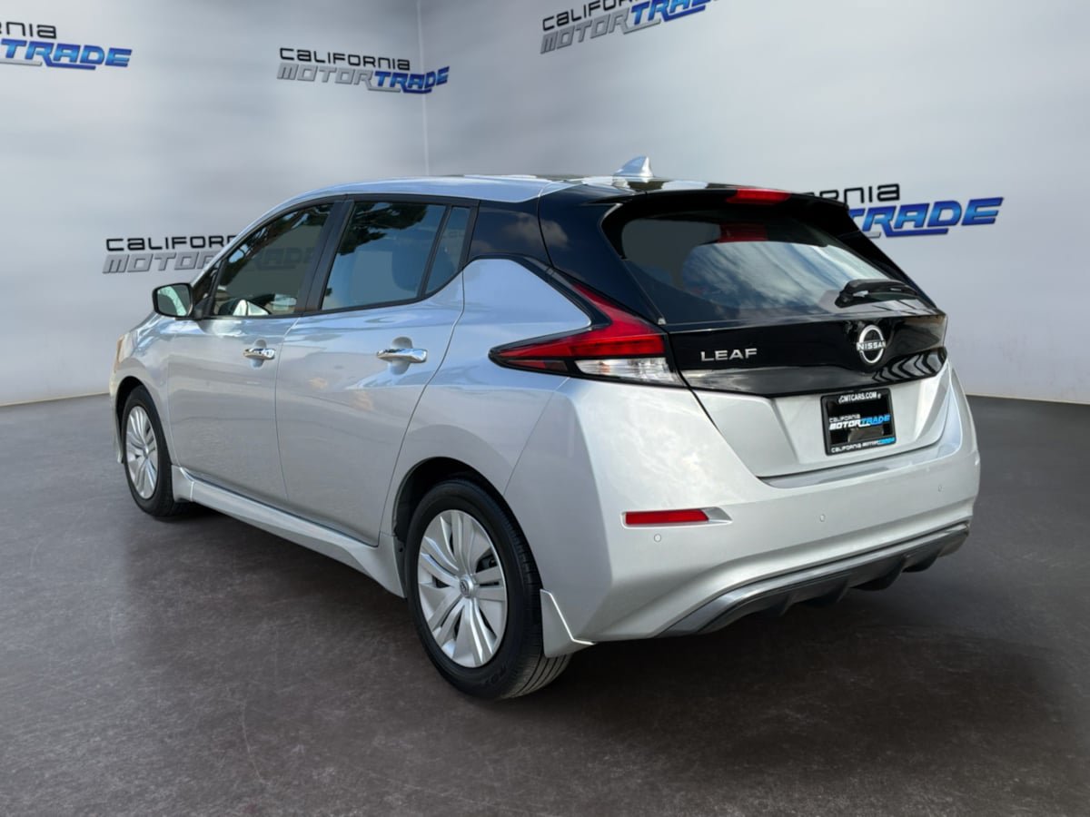 Used 2023 Nissan Leaf S FWD image 7