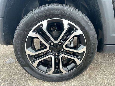 Certified 2022 Jeep Compass Limited image 12