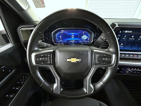 Certified 2025 Chevrolet Silverado 2500 LT w/ Safety Package AWD/4WD image 12
