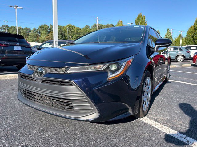 Used 2024 Toyota Corolla LE FWD image 2