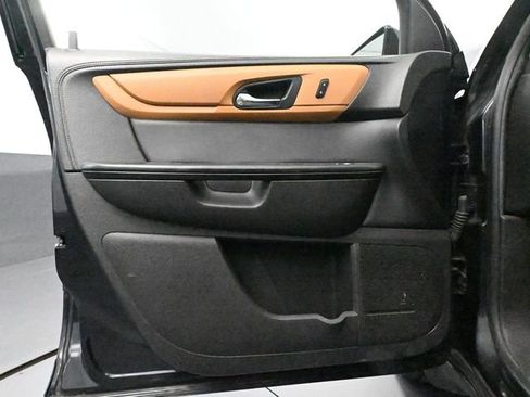 Used 2014 Chevrolet Traverse LT w/ All-Star Edition image 19