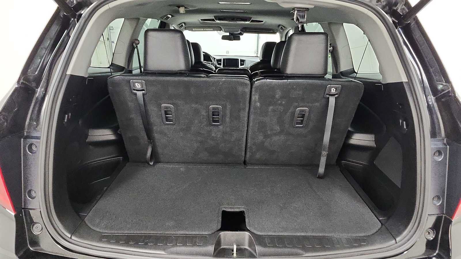 Used 2018 Honda Pilot Touring image 29