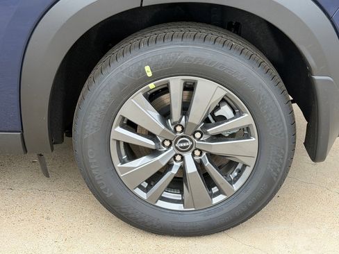 New 2026 Nissan Pathfinder SV image 20