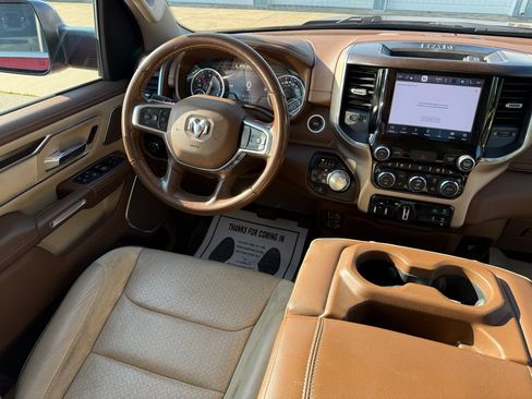 Used 2022 RAM 1500 Laramie AWD/4WD image 26