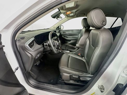 Used 2024 Buick Encore GX Sport Touring FWD image 13