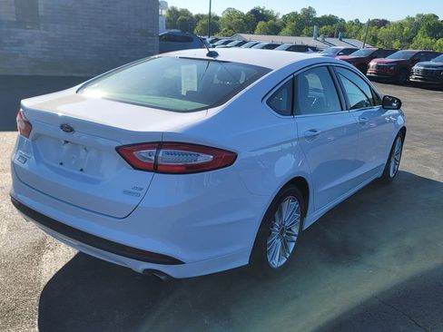 Used 2015 Ford Fusion SE w/ Equipment Group 202A FWD image 12