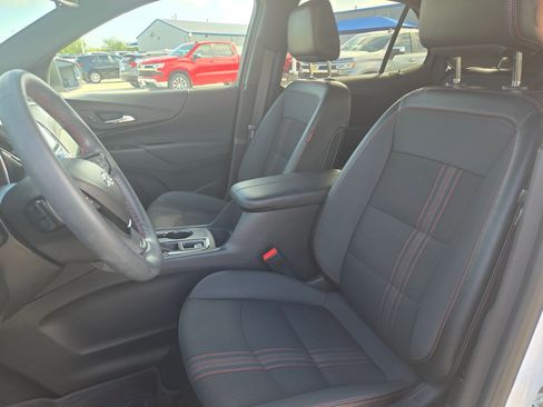 Used 2024 Chevrolet Equinox RS FWD image 10