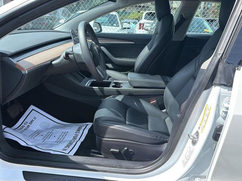 Used 2022 Tesla Model 3 Long Range AWD/4WD image 7