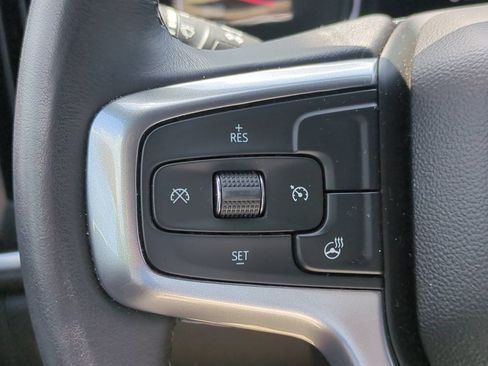 Used 2022 Chevrolet Silverado 1500 LT AWD/4WD image 19