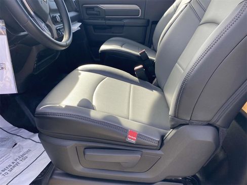 Used 2024 RAM 5500 Tradesman image 14