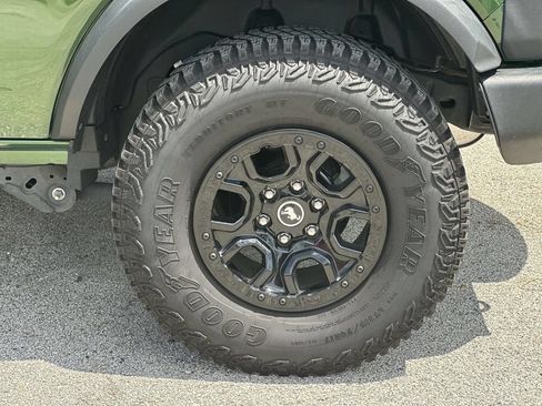 Used 2024 Ford Bronco Wildtrak AWD/4WD image 32