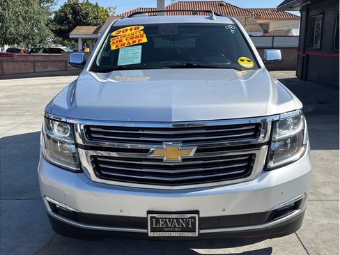 Used 2018 Chevrolet Tahoe Premier AWD/4WD image 2