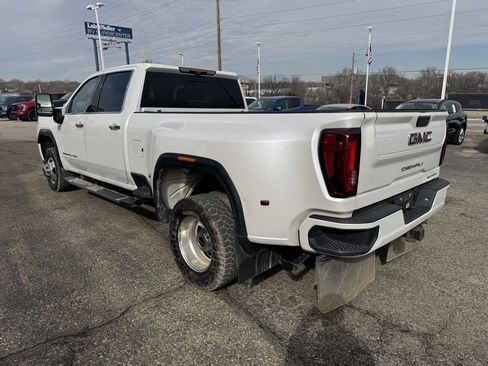 Used 2022 GMC Sierra 3500 Denali w/ Denali Ultimate Package image 5