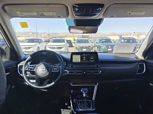 Used 2021 Kia Seltos SX AWD/4WD image 11