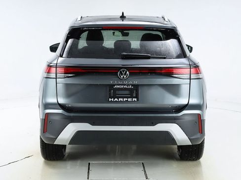 New 2026 Volkswagen Tiguan SE image 47