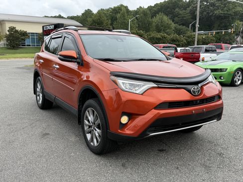 Used 2016 Toyota RAV4 Limited w/ Advanced Technology Package AWD/4WD image 3