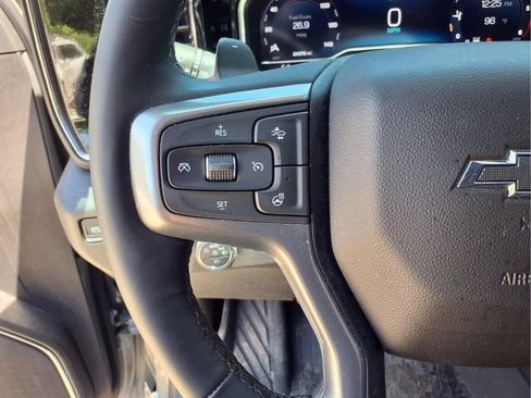 Used 2025 Chevrolet Silverado 1500 LT Trail Boss w/ Convenience Package II AWD/4WD image 12