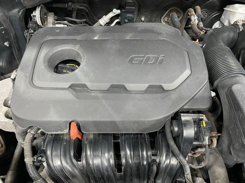 Used 2016 Kia Sorento LX image 9