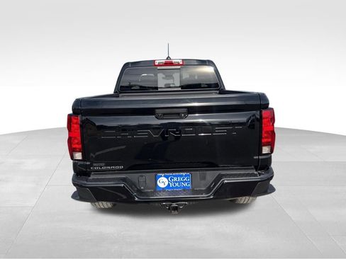 Used 2024 Chevrolet Colorado Trail Boss w/ Advanced Trailering Package AWD/4WD image 5