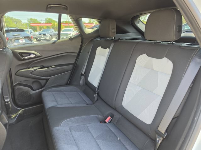 Used 2024 Chevrolet Trax RS w/ Driver Confidence Package FWD image 19