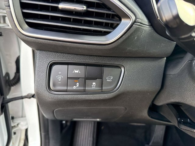 Used 2019 Hyundai Santa Fe Limited FWD image 29