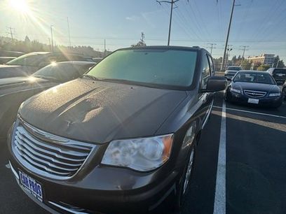 Used 2016 Chrysler Town & Country Touring