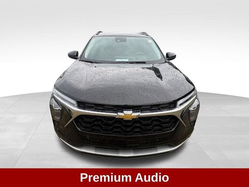 Used 2024 Chevrolet Trax LT FWD image 10