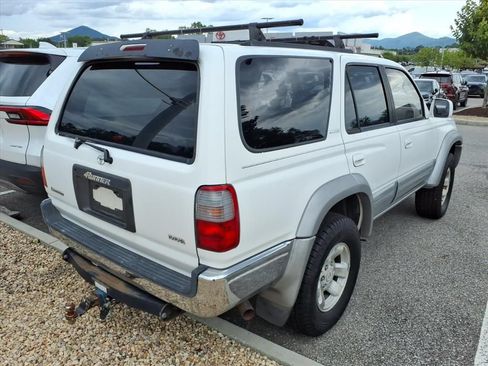 Used 1998 Toyota 4Runner Limited AWD/4WD image 4