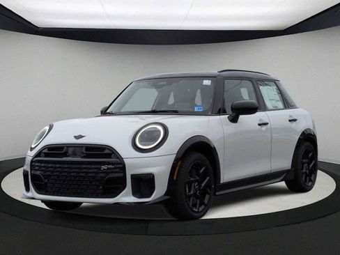 New 2026 MINI Cooper S image 4