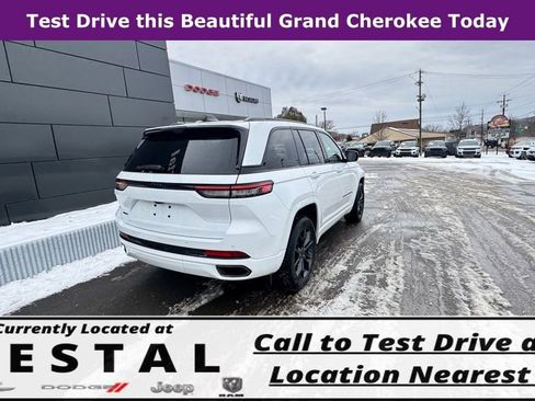 New 2024 Jeep Grand Cherokee Limited 4xe image 9