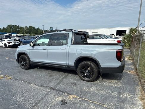 Used 2025 Honda Ridgeline Black Edition image 4