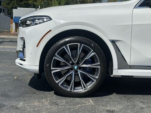 Used 2019 BMW X7 xDrive50i w/ Premium Package AWD/4WD image 13