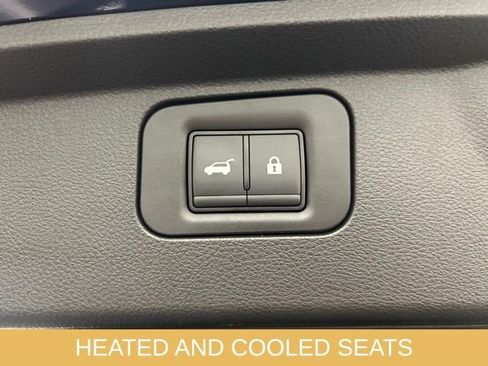 Used 2025 Nissan Armada SL w/ Captain's Chari Seat Package image 17