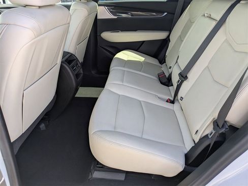 Used 2022 Cadillac XT5 Sportv w/ Technology Package image 24