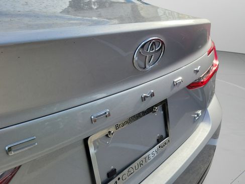 Used 2025 Toyota Camry LE FWD image 30