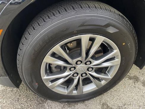 Used 2023 Cadillac XT5 Premium Luxury image 5