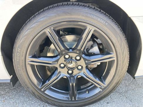Used 2020 Ford Mustang Coupe w/ Black Accent Package RWD image 15