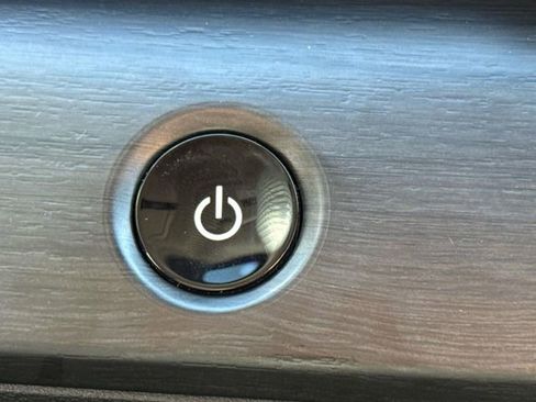 Certified 2024 Nissan Ariya AWD image 17