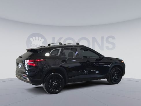 Used 2025 Chevrolet Trax ACTIV w/ Driver Confidence Package image 11