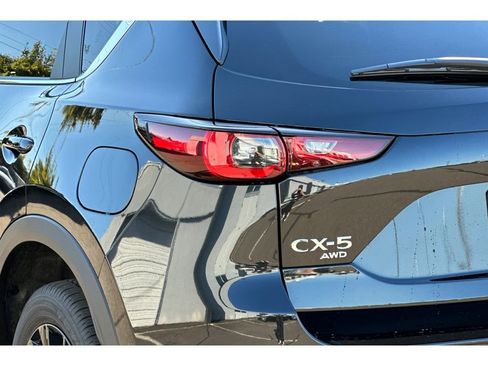 New 2025 MAZDA CX-5 Carbon Edition image 25