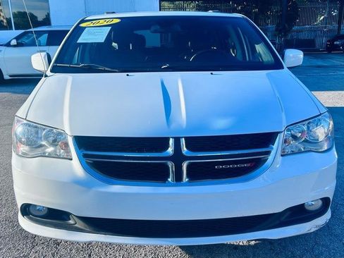 Used 2020 Dodge Grand Caravan SXT FWD image 8