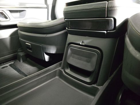 Used 2022 Rivian R1S Launch Edition image 33