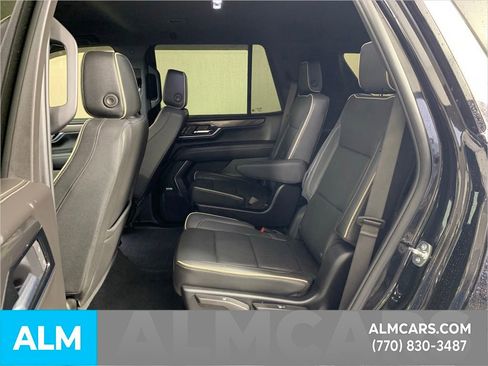 Used 2025 GMC Yukon Elevation image 26