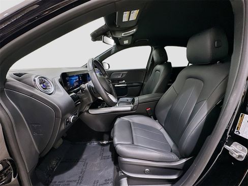 Used 2024 Mercedes-Benz GLA 250 4MATIC image 20
