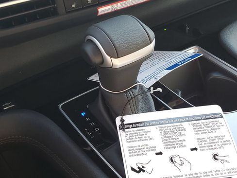 New 2026 Toyota Sienna Platinum AWD/4WD image 29