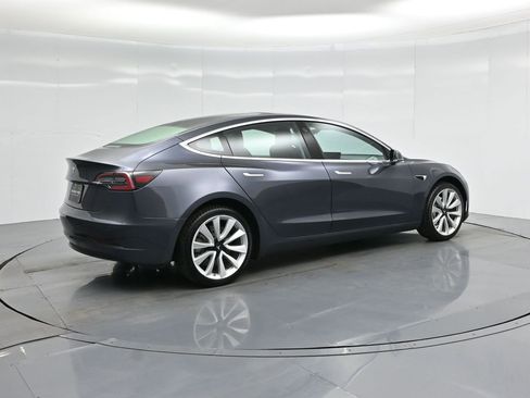 Used 2019 Tesla Model 3 Standard Range Plus image 24