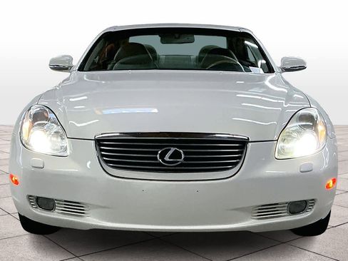 Used 2005 Lexus SC 430 Convertible image 3