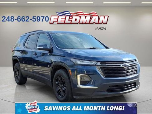 Used 2023 Chevrolet Traverse LT FWD image 7