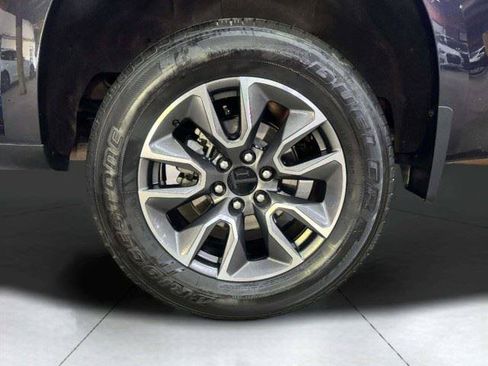 Used 2024 Chevrolet Silverado 1500 LT AWD/4WD image 52